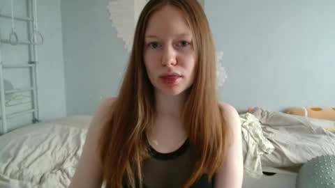 Snapshot of connie_daw chatting on 18, 12, 2025 Connie Daw online show from 18, 12, 2025