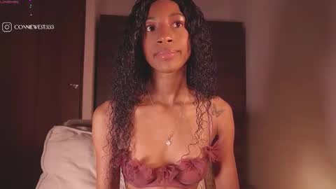 Snapshot of connie_west0 chatting on 12, 10, 2025 independent model online show from 12, 10, 2025