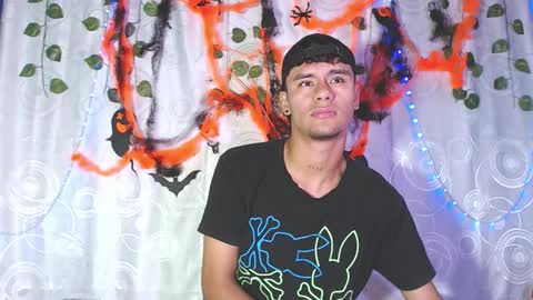 connor_michael online show from 12, 10, 2025