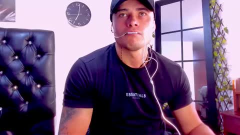 Connor Smith online show from 19, 2, 2025