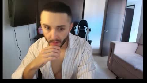 conradgrayson78 leonandresough online show from 9, 11, 2025