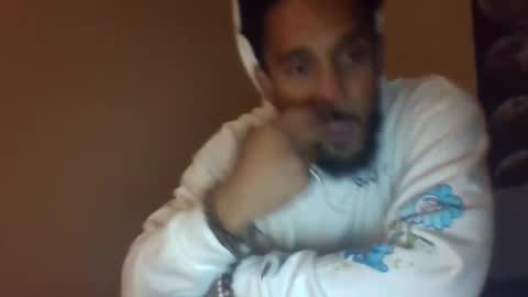 Snapshot of convertibl chatting on 28, 12, 2024 convertibl online show from 28, 12, 2024