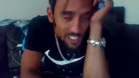 Snapshot of convertibl chatting on 31, 10, 2025 convertibl online show from 31, 10, 2025