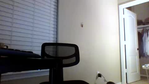 Snapshot of cooldude122222 chatting on 10, 12, 2024 cooldude122222 online show from 10, 12, 2024