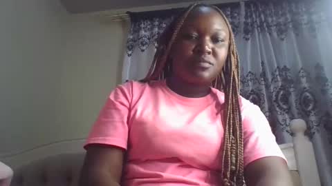 Snapshot of coolgirl001 chatting on 16, 11, 2025 coolgirl001 online show from 16, 11, 2025