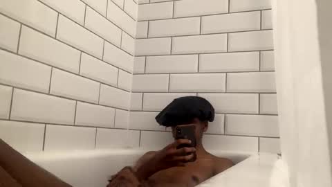 Snapshot of coolvibes69 chatting on 23, 10, 2025 coolvibes69 online show from 23, 10, 2025