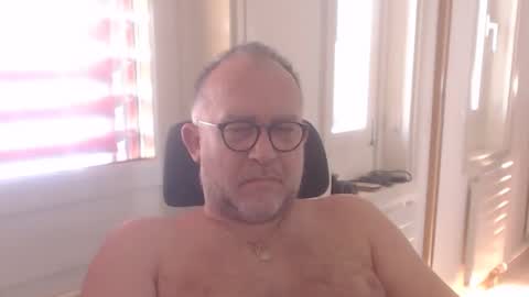 Snapshot of coquin369 chatting on 22, 11, 2025 Coquin369 online show from 22, 11, 2025