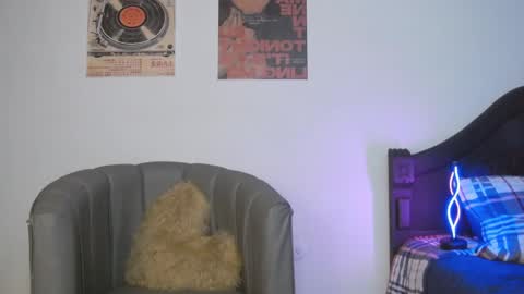 Coralie Bronson online show from 26, 2, 2026