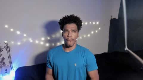 Snapshot of coreyglover chatting on 23, 1, 2025 CoreyGlover online show from 23, 1, 2025