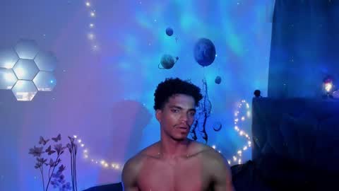 Snapshot of coreyglover chatting on 26, 2, 2025 CoreyGlover online show from 26, 2, 2025