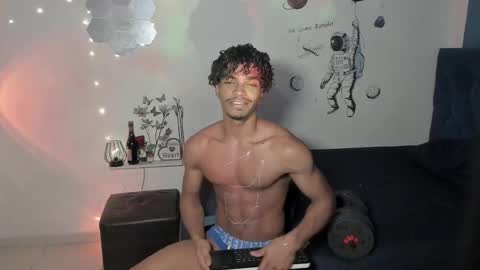 Snapshot of coreyglover chatting on 17, 9, 2025 CoreyGlover online show from 17, 9, 2025