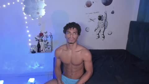 Snapshot of coreyglover chatting on 23, 9, 2025 CoreyGlover online show from 23, 9, 2025