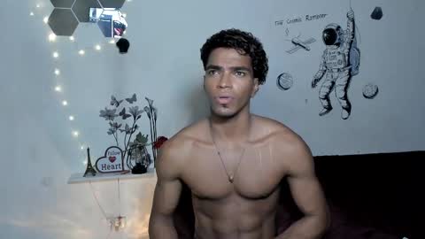 Snapshot of coreyglover chatting on 5, 11, 2025 CoreyGlover online show from 5, 11, 2025