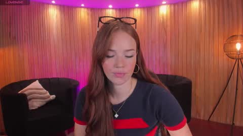 Corinne Russo online show from 18, 12, 2025