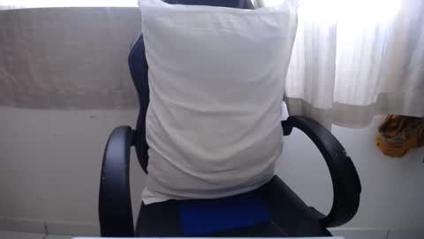 Snapshot of corolaxxl chatting on 25, 11, 2025 corolaxxl online show from 25, 11, 2025