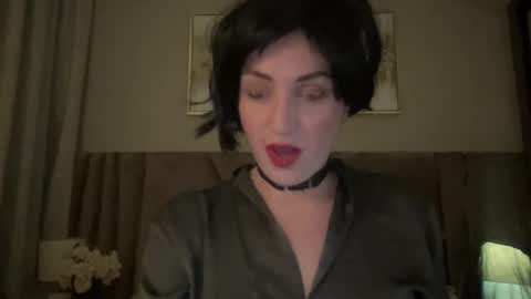 cosmo_blondiee online show from 25, 9, 2025