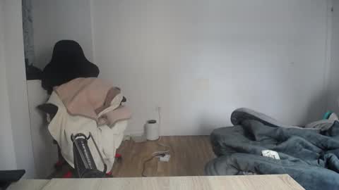 costantine helena24 online show from 13, 1, 2026