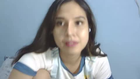 Liz Gwyneth Charlota online show from 3, 10, 2025