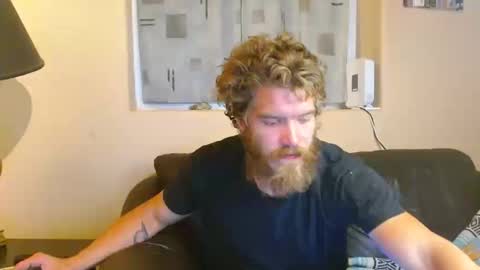Snapshot of couplaloverz chatting on 18, 10, 2025 Tony online show from 18, 10, 2025