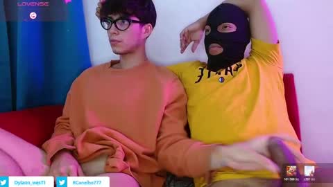 Snapshot of couple_hotfd chatting on 28, 3, 2026 Couple hotFD online show from 28, 3, 2026