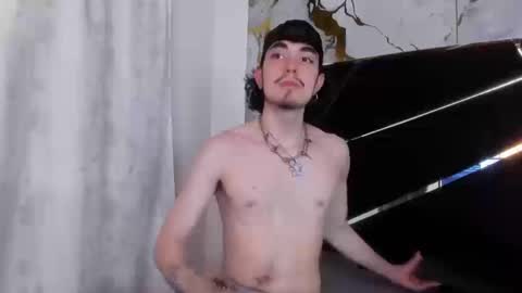 Snapshot of couple_in_heat_ chatting on 27, 2, 2026 couple_in_heat_ online show from 27, 2, 2026