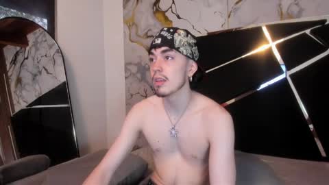 Snapshot of couple_in_heat_ chatting on 26, 3, 2026 couple_in_heat_ online show from 26, 3, 2026