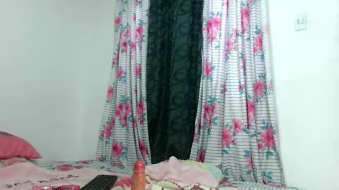 Snapshot of couple_naughty01 chatting on 26, 9, 2025 couple_naughty01 online show from 26, 9, 2025
