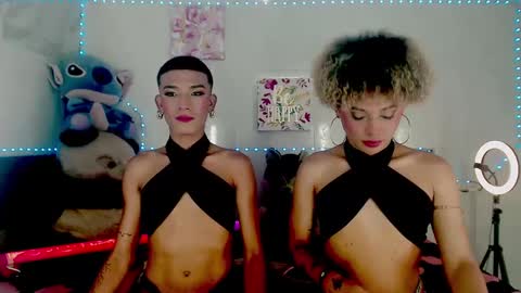 Snapshot of couple_sweet1016 chatting on 1, 10, 2025 ALEXA KIM online show from 1, 10, 2025