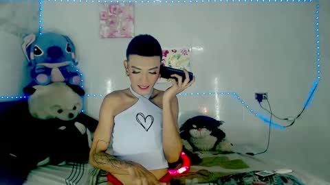 Snapshot of couple_sweet1016 chatting on 4, 10, 2025 ALEXA KIM online show from 4, 10, 2025