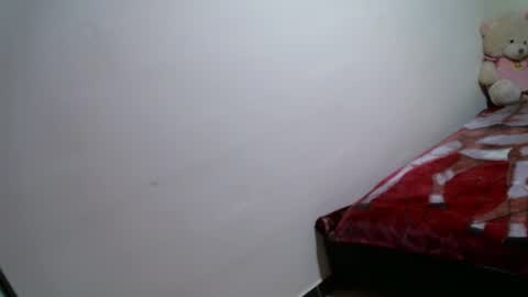 couplecaliente10 online show from 1, 12, 2025