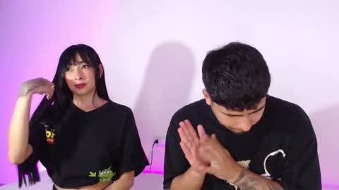 Juli and Liam online show from 1, 2, 2026