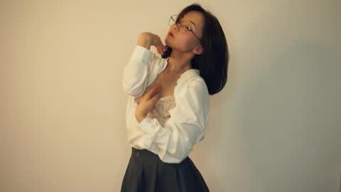 Yui online show from 17, 2, 2025