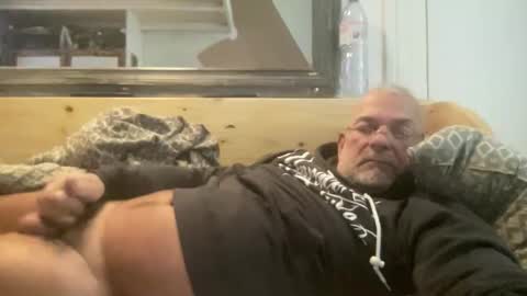 crapaud75018 online show from 13, 10, 2025