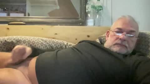 crapaud75018 online show from 19, 11, 2025