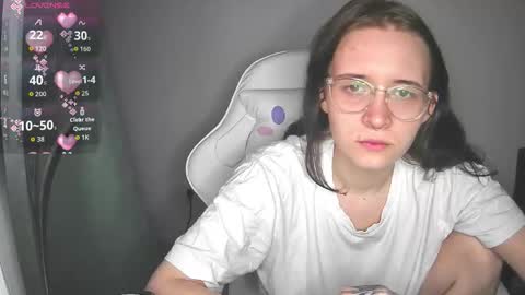 Snapshot of crash_test13 chatting on 8, 11, 2025 crash_test13 online show from 8, 11, 2025