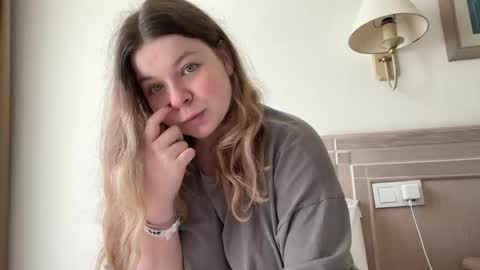 Elise online show from 3, 10, 2025