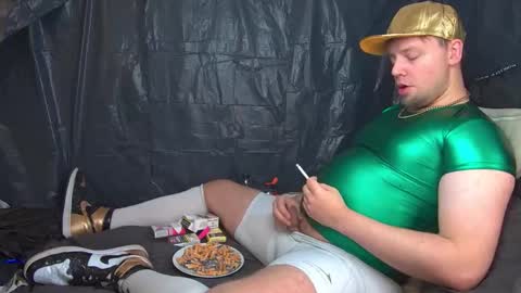 Snapshot of cravingboy chatting on 15, 11, 2025 robin online show from 15, 11, 2025