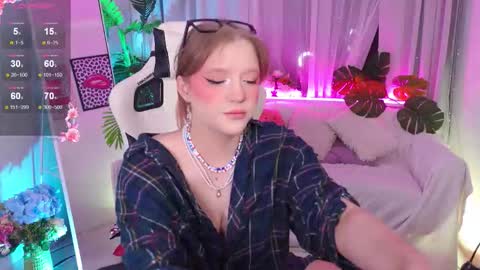 Snapshot of crazy__wine chatting on 28, 9, 2025 Sonya online show from 28, 9, 2025