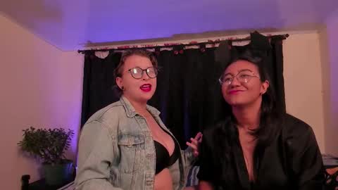 Snapshot of crazy_cakes_ chatting on 11, 11, 2025 Lexie Rose online show from 11, 11, 2025