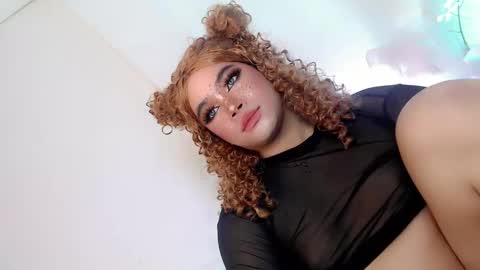 Hot Ayisha online show from 25, 2, 2025