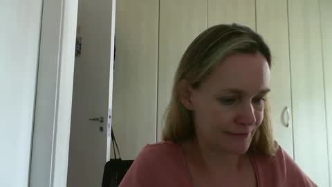 Anny online show from 4, 1, 2025
