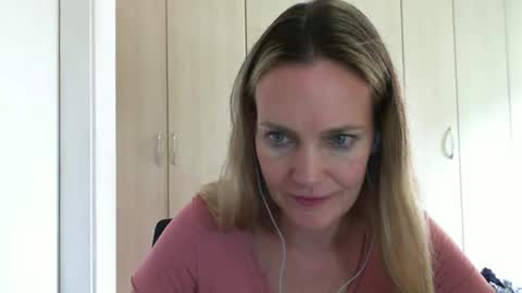 Anny online show from 13, 2, 2025