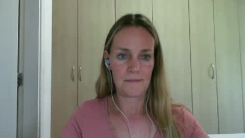 Anny online show from 13, 2, 2025