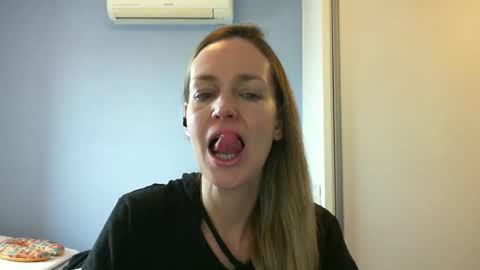 Anny online show from 16, 9, 2025