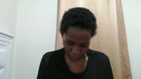 Ebonie online show from 4, 10, 2025