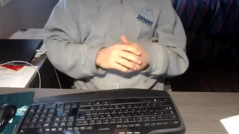 Creamormilk online show from 11, 11, 2025