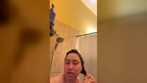 creamy_latina03 online show from 4, 2, 2026