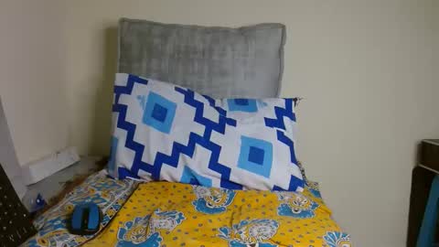 Snapshot of creamypro_ chatting on 2, 2, 2025 Taurus04 online show from 2, 2, 2025