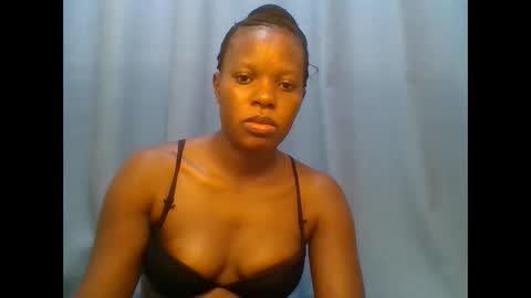 Snapshot of creamypussy15 chatting on 5, 3, 2026 MARY online show from 5, 3, 2026