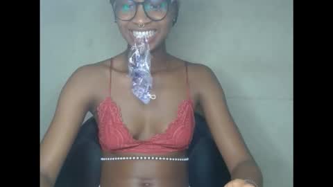 creamyxmuffin online show from 21, 9, 2025